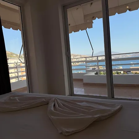 Center D Apartment *